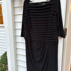 Dress. Black Adrianna Papell evening wear sz 14